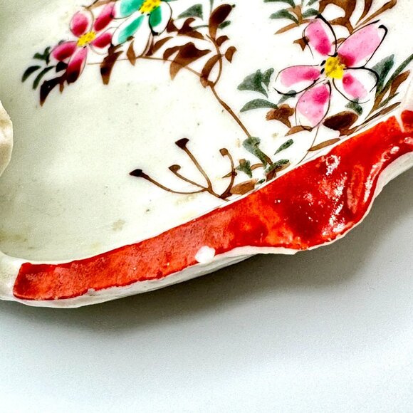 Antique Chinese Hand-Painted Fish Shaped Ceramic Dish Qing Dynasty wear on fins - Picture 12 of 12